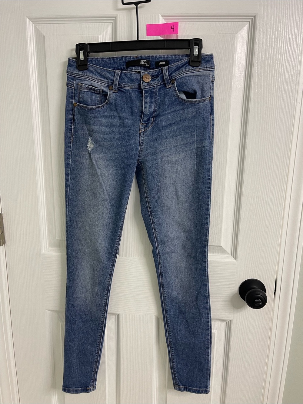 1822 Denim Skinny Jeans in Blue Wash